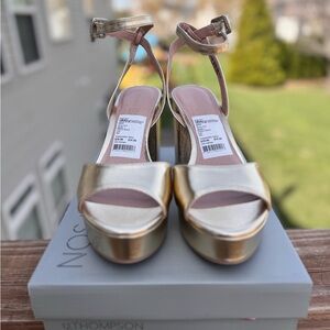 Chinese Laundry Gold Platform Sandals